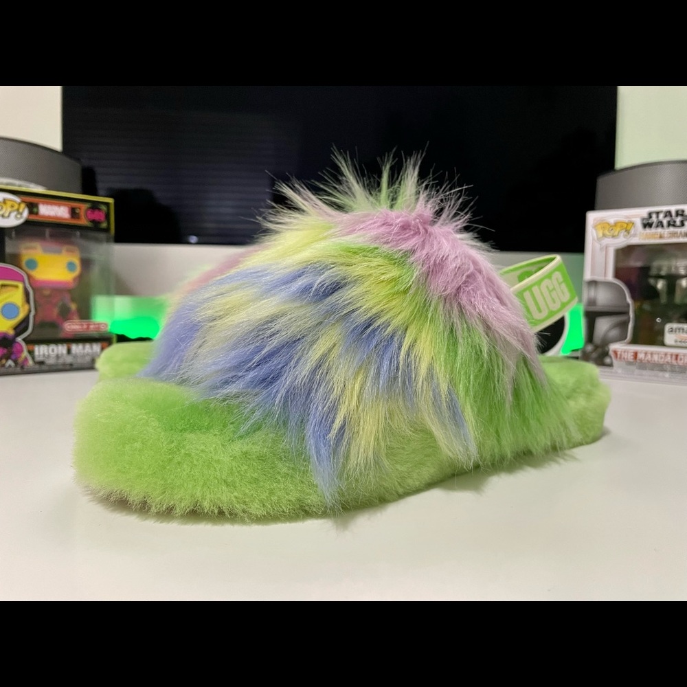 UGG Fluff Tie Dye Girls Green Elastic Strap Slide Sandal